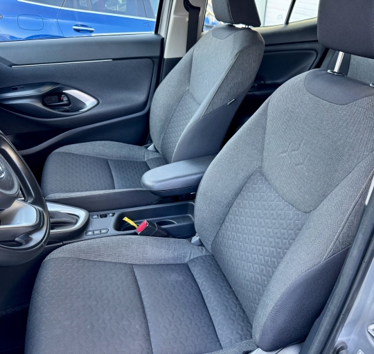 TOYOTA YARIS CROSS HYBRID 120H